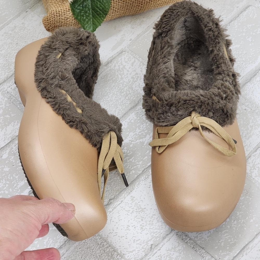 CROCS Tan Fur-Lined Women's Mules
